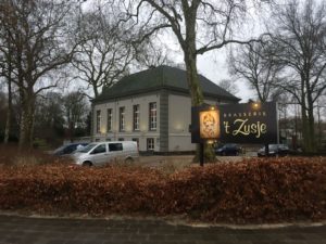 Aanbouw in nijmegen vooraanzicht.